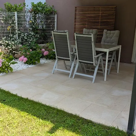 Magnolia Apartmán *